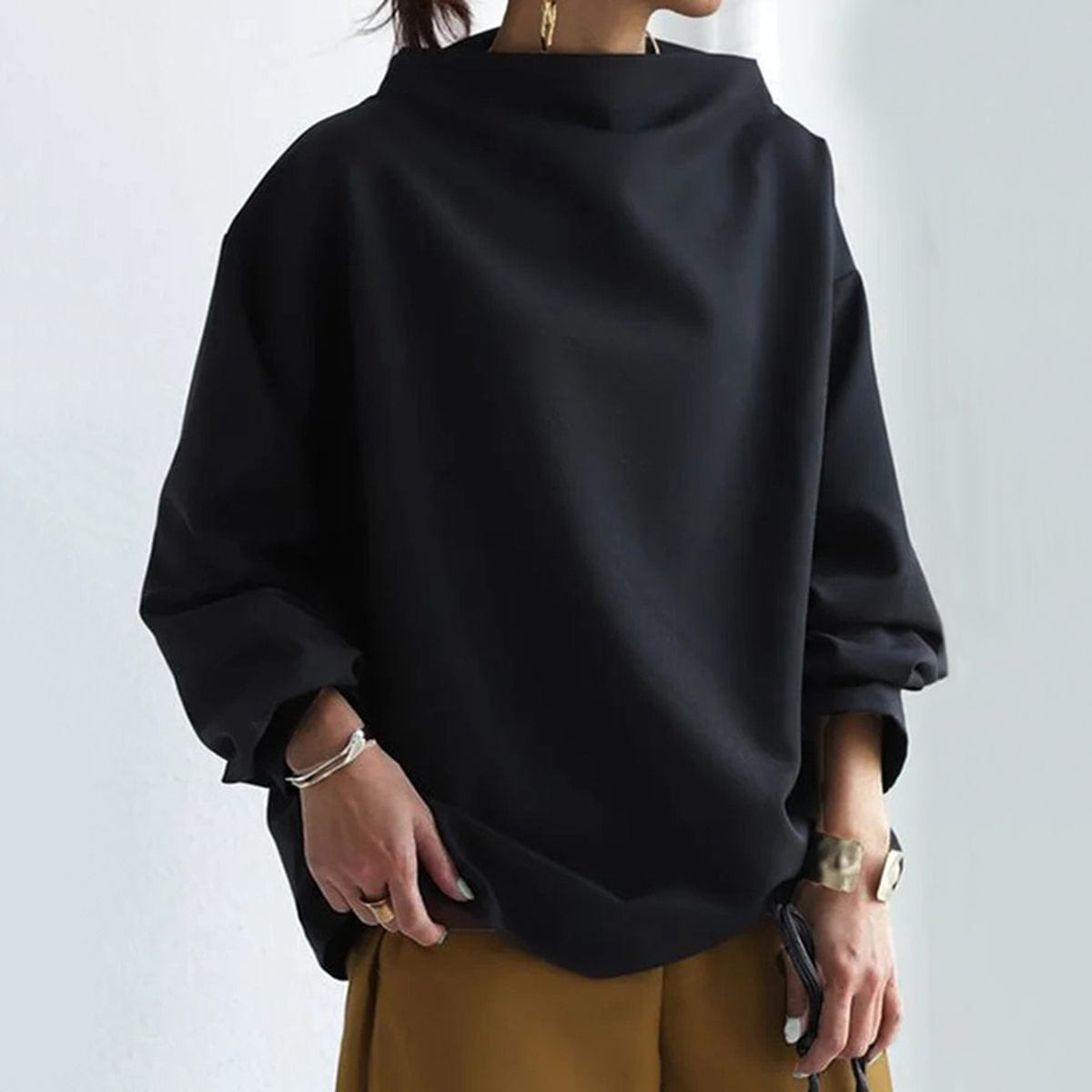 Lisa | High-Neck Casual Top