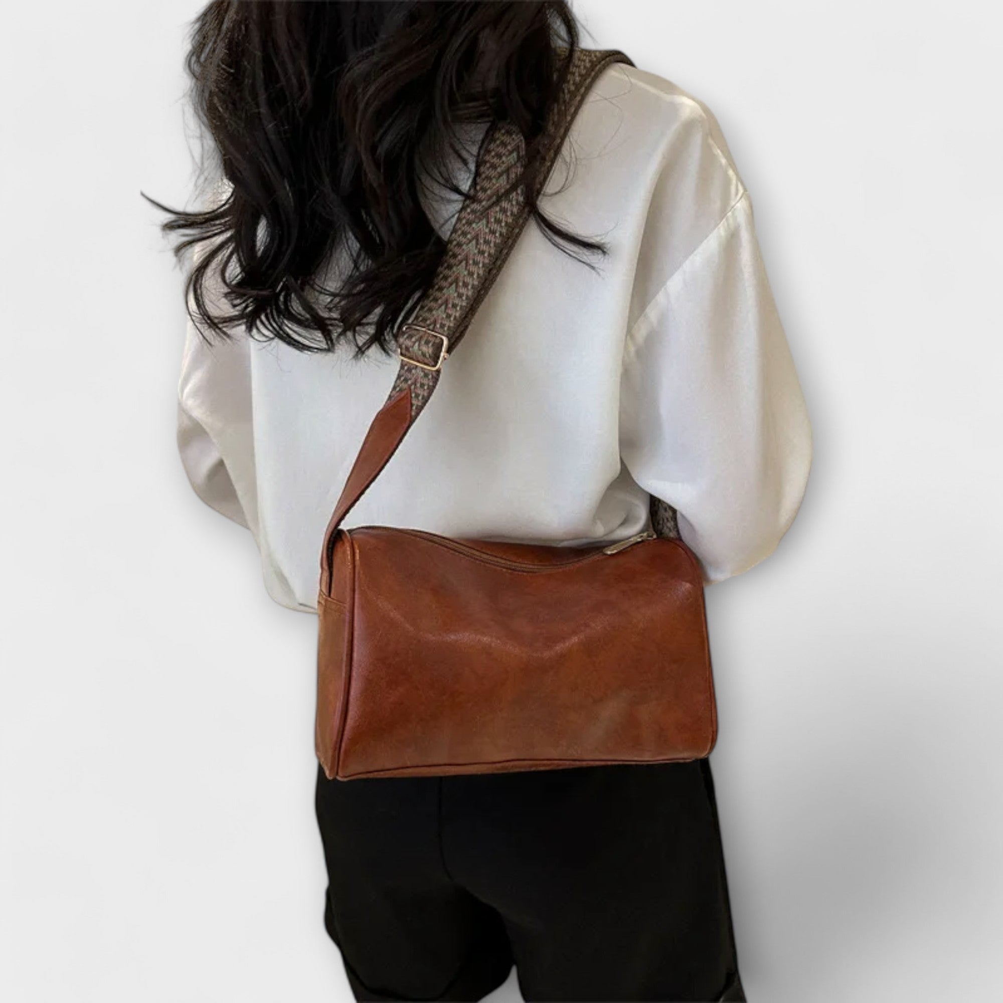 Jamie | Vintage Crossbody Bag