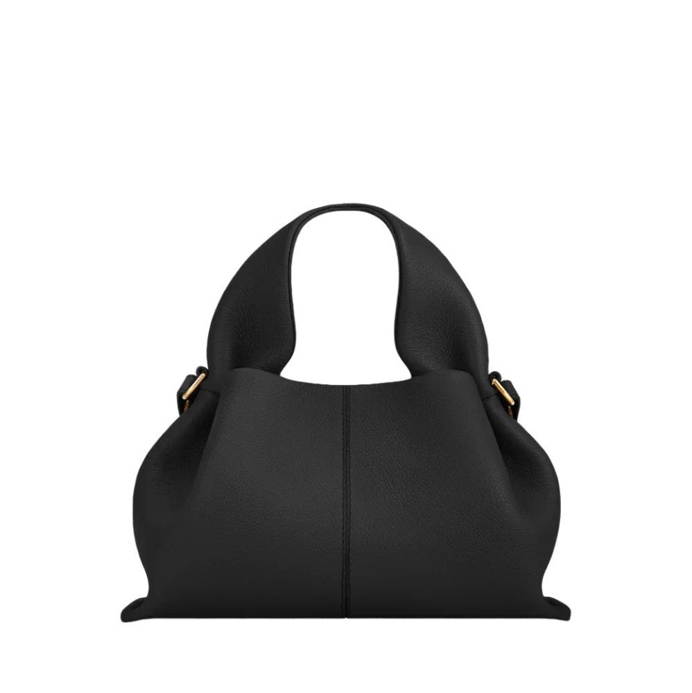 Jamie | Stylish Travel Companion